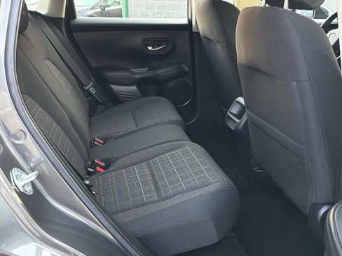 Used 2024 Honda HR-V LX image 11