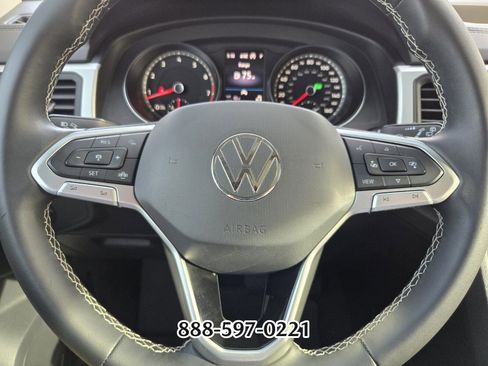 Used 2021 Volkswagen Atlas SE w/ Panoramic Sunroof Package image 27