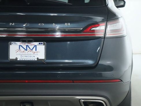 Certified 2021 Lincoln Nautilus Reserve AWD/4WD image 46