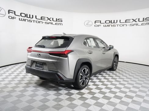 Certified 2020 Lexus UX 200 Premium SUV image 7