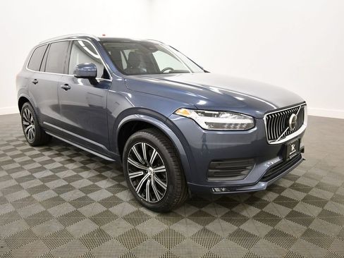 Used 2023 Volvo XC90 B5 Core AWD/4WD image 10