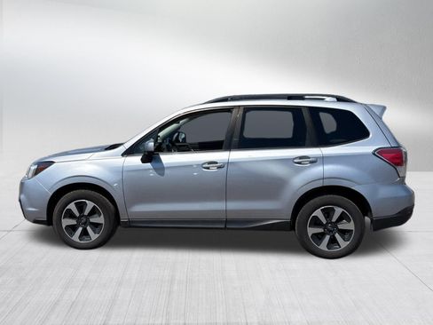 Used 2018 Subaru Forester 2.5i Premium AWD/4WD image 4