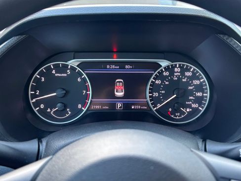 Used 2025 Nissan Sentra SV FWD image 38