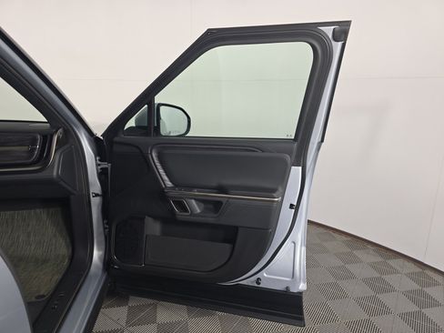 Used 2024 Rivian R1T Adventure AWD/4WD image 17