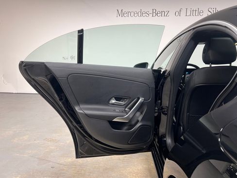 Used 2023 Mercedes-Benz CLA 250 4MATIC image 23