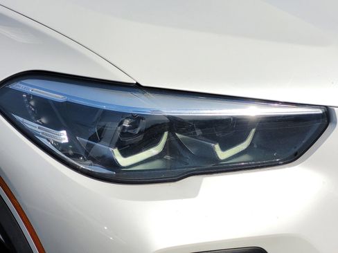 Used 2019 BMW X5 xDrive40i w/ Convenience Package image 11