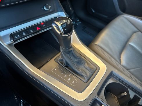 Certified 2025 Audi Q3 2.0T Premium AWD/4WD image 18