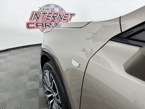 Used 2025 Cadillac XT4 Sport FWD image 26