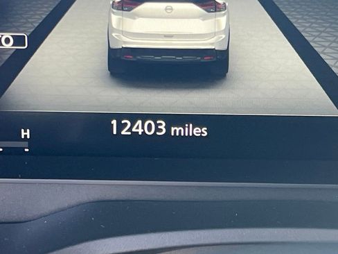 Certified 2024 Nissan Rogue SL w/ SL Premium Package image 18