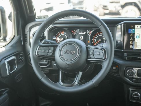 New 2026 Jeep Gladiator Sport AWD/4WD image 17