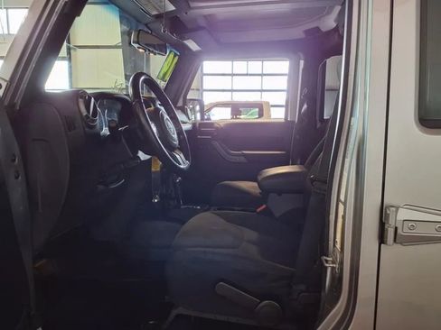 Used 2014 Jeep Wrangler Unlimited Sport w/ Quick Order Package 24S image 17