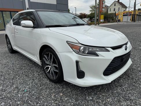 Used 2016 Scion tC FWD image 3