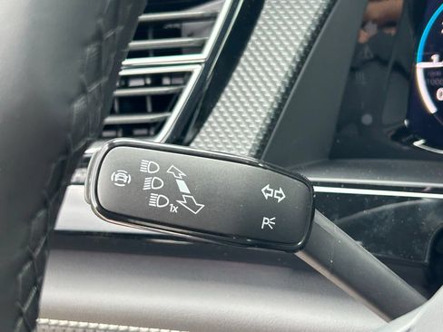 New 2026 Volkswagen Atlas Cross Sport SEL R-Line AWD/4WD image 25