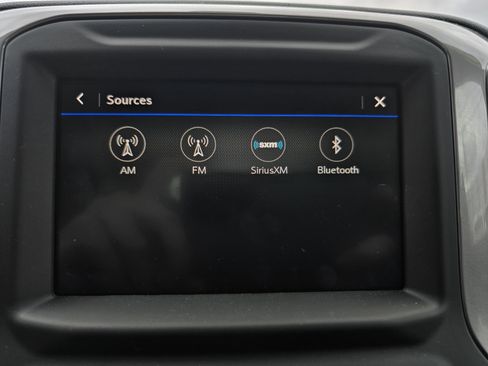 Used 2022 Chevrolet Silverado 1500 Custom image 28