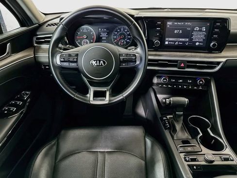 Used 2021 Kia K5 EX FWD image 23