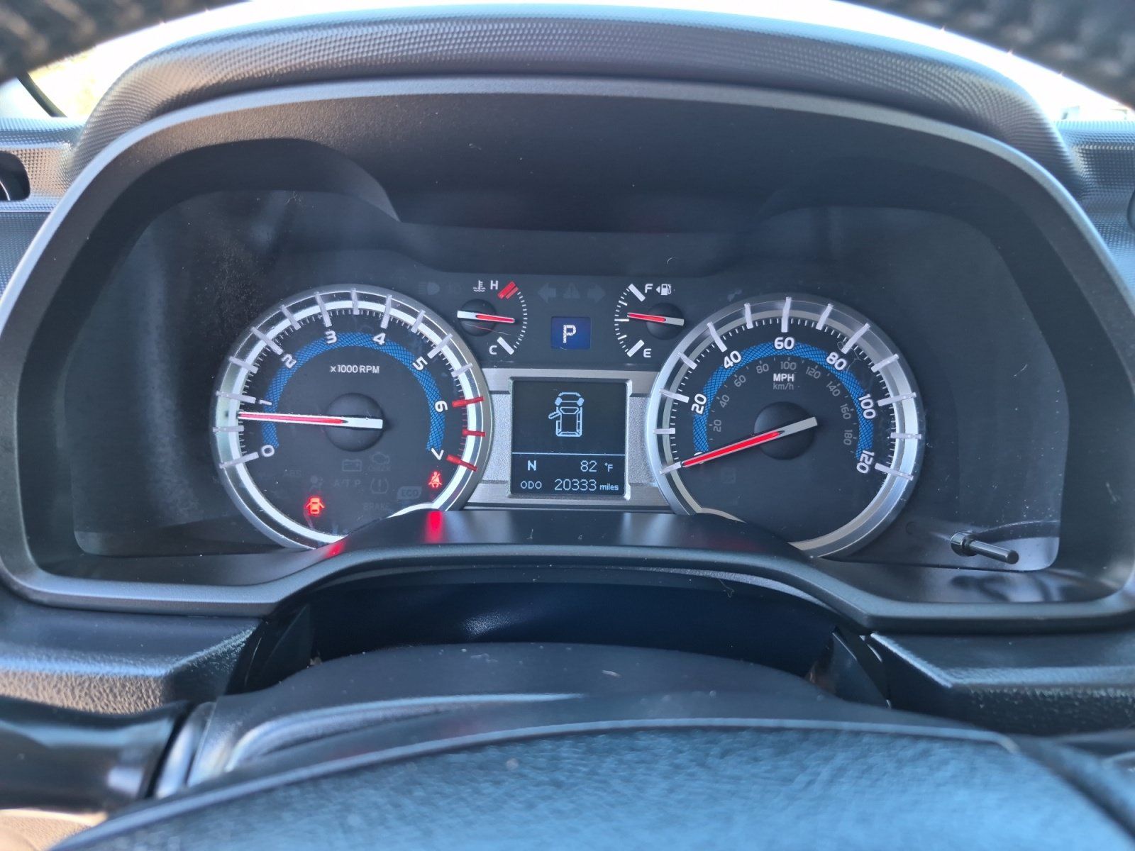 Used 2018 Toyota 4Runner Limited w/ Preferred Accessory Package AWD/4WD image 10