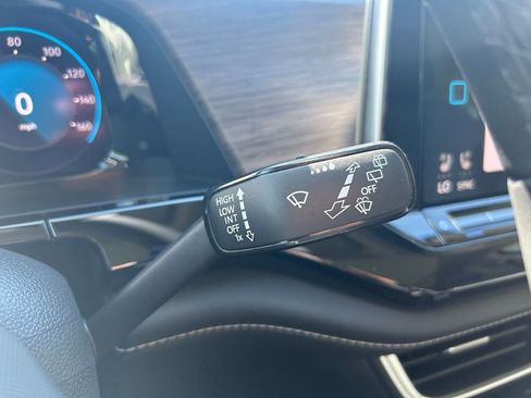 New 2026 Volkswagen Atlas SEL Premium R-Line image 18