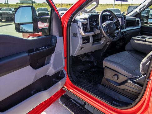 Used 2024 Ford F350 XL w/ FX4 Off-Road Package image 26