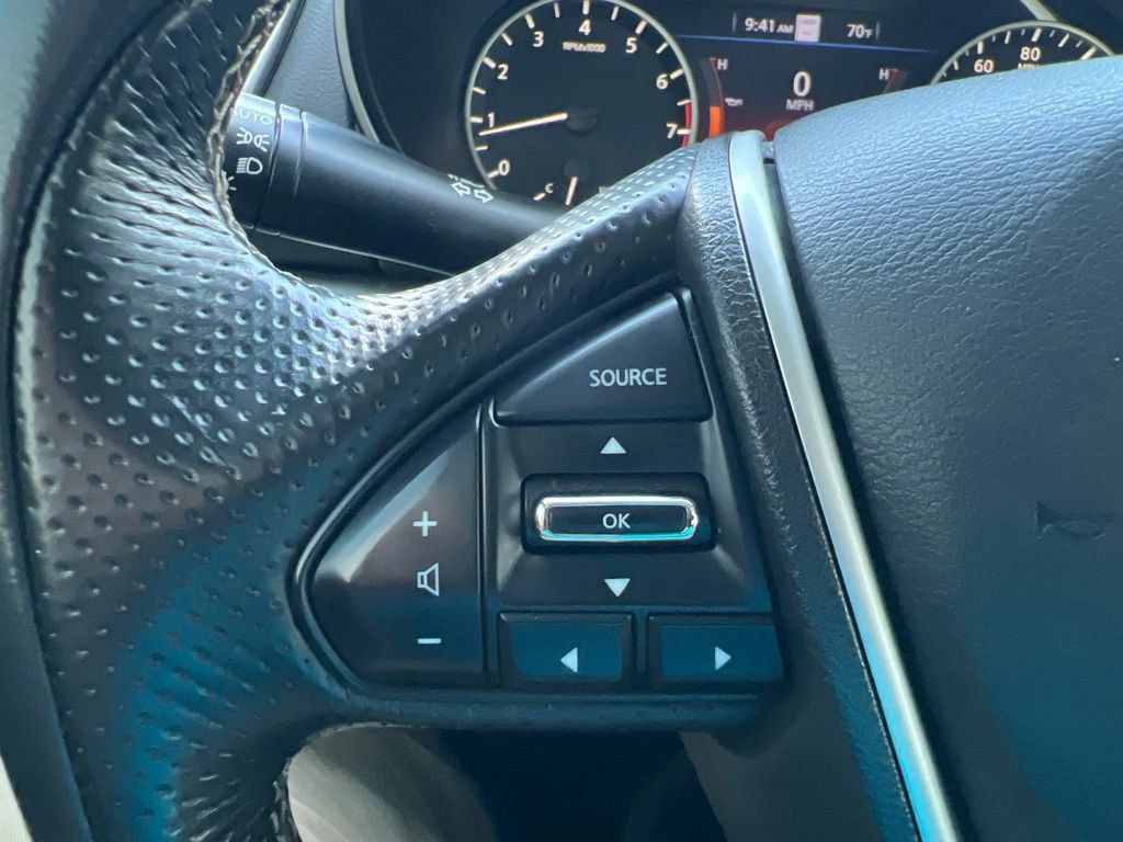 Used 2020 Nissan Maxima 3.5 SV w/ Floor Mat Group FWD image 10