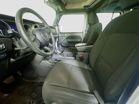 Used 2023 Jeep Wrangler Unlimited w/ Cold Weather Group AWD/4WD image 13