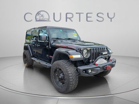 Used 2019 Jeep Wrangler Unlimited Rubicon AWD/4WD image 4