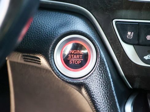 Used 2019 Honda Accord Touring image 12