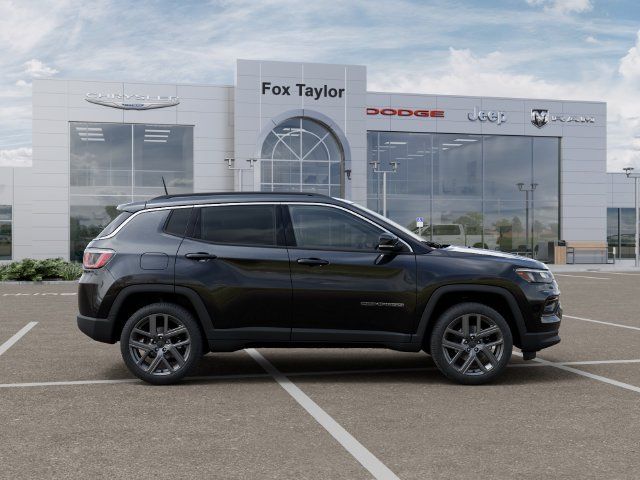 Used 2026 Jeep Compass Limited AWD/4WD image 21
