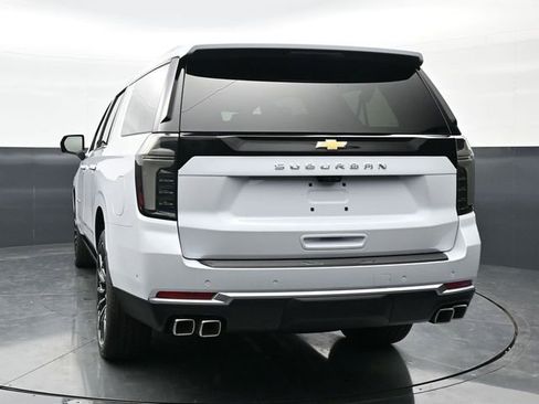 New 2026 Chevrolet Suburban High Country AWD/4WD image 8