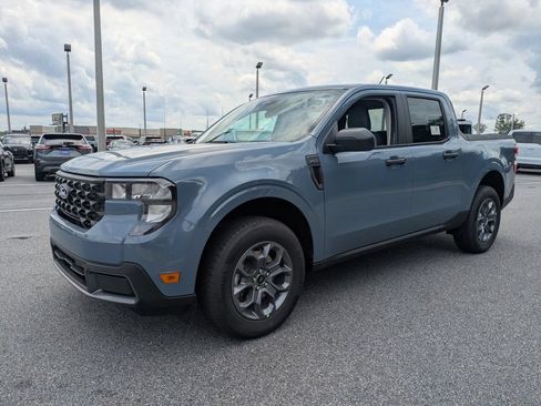 New 2026 Ford Maverick XLT FWD image 8