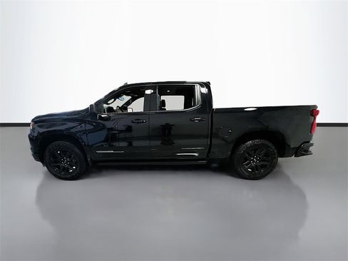 New 2025 Chevrolet Silverado 1500 High Country w/ Midnight Edition image 5