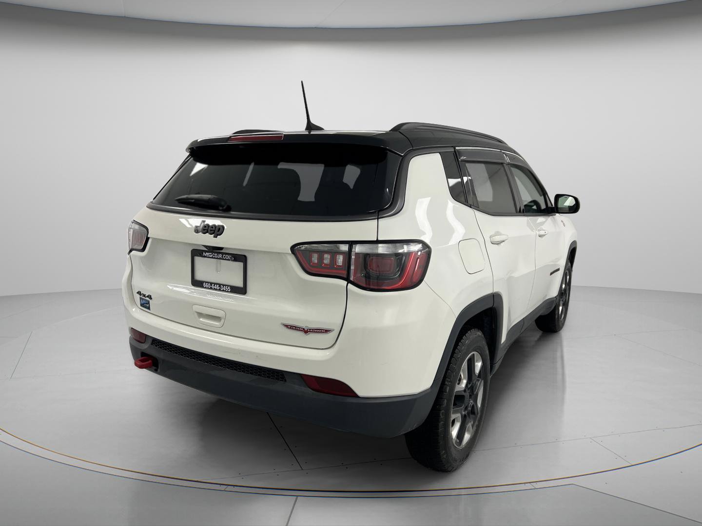 Used 2018 Jeep Compass Trailhawk AWD/4WD image 8