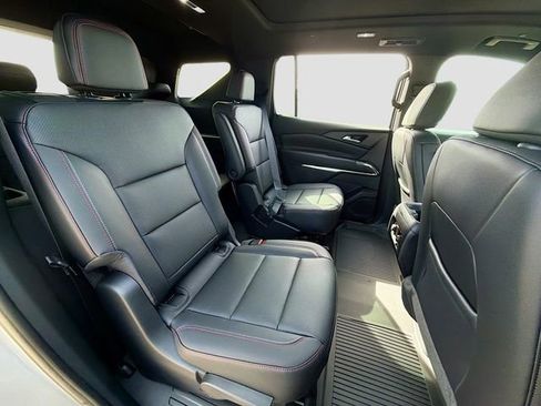 New 2026 Chevrolet Traverse Z71 w/ LPO, Floor Liner Package AWD/4WD image 31