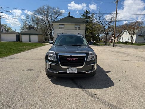 Used 2017 GMC Terrain SLE w/ Convenience Package image 2