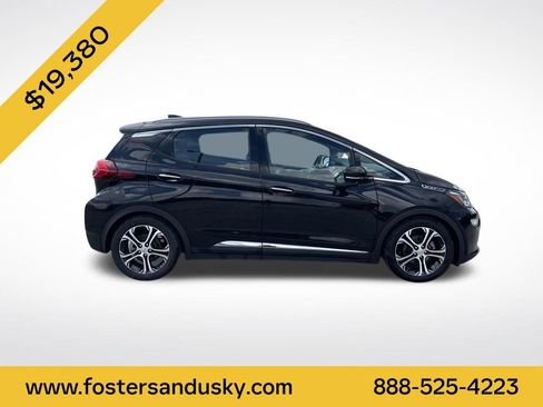 Used 2021 Chevrolet Bolt Premier w/ Infotainment Package FWD image 6