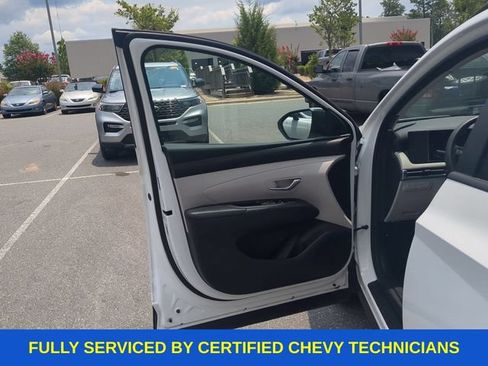 Used 2025 Hyundai Tucson SEL FWD image 20