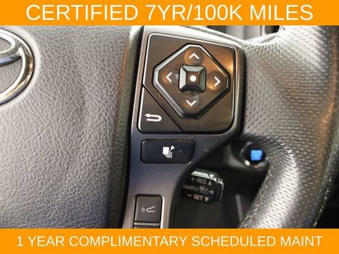 Used 2022 Toyota Tacoma TRD Off-Road w/ Technology Package AWD/4WD image 20