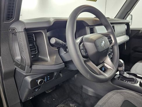 New 2025 Ford Bronco 4-Door AWD/4WD image 10