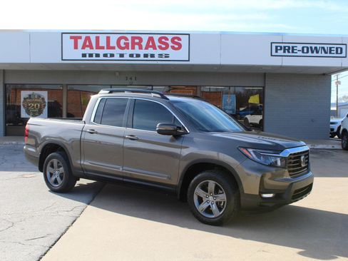 Used 2021 Honda Ridgeline RTL image 2