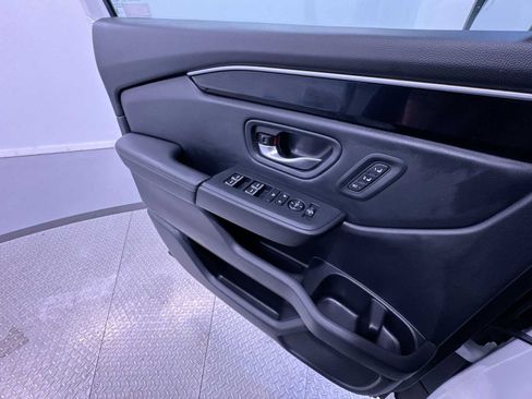 Used 2023 Honda Pilot EX-L image 31