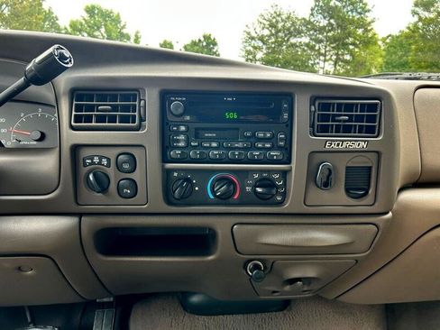 Used 2000 Ford Excursion Limited image 22