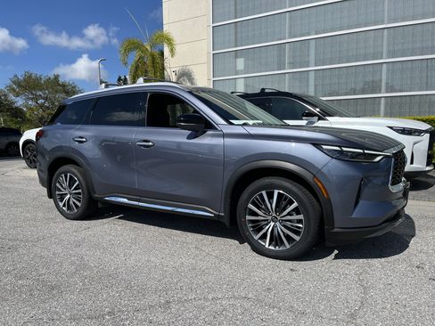 Certified 2023 INFINITI QX60 Sensory w/ Vision Package AWD/4WD image 11