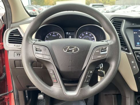 Used 2017 Hyundai Santa Fe Sport image 21