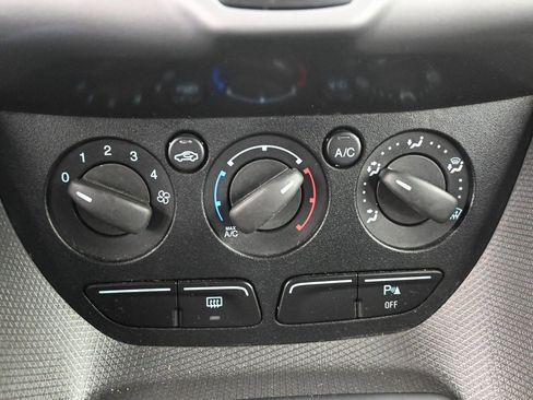 Used 2017 Ford Transit Connect XLT image 14