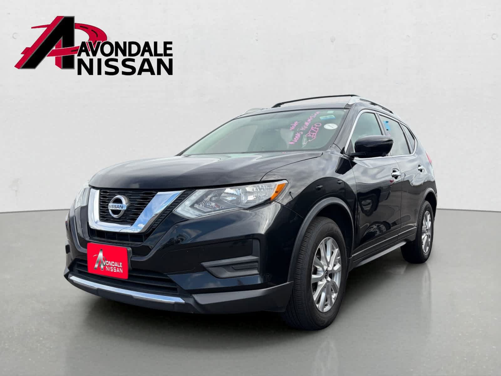 Used 2017 Nissan Rogue SV AWD/4WD image 2