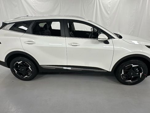New 2026 Kia Sportage EX image 2
