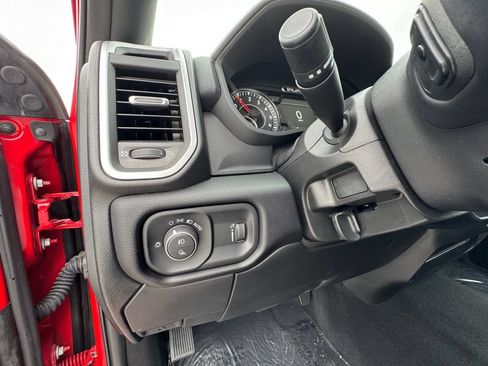 Used 2024 RAM 2500 Big Horn w/ Safety Group AWD/4WD image 25