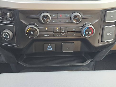 New 2026 Ford F350 XLT w/ 360-Degree Camera Package RWD image 19