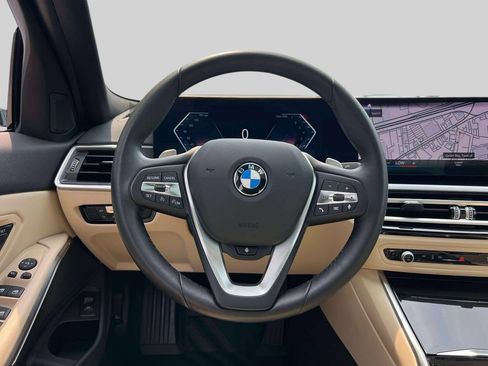 Used 2023 BMW 330i xDrive Sedan w/ Premium Package AWD/4WD image 17