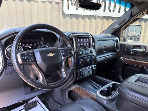 Used 2020 Chevrolet Silverado 3500 High Country w/ Z71 Off-Road Package AWD/4WD image 15