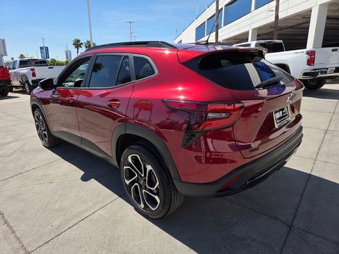 Certified 2024 Chevrolet Trax RS w/ Sunroof Package image 4